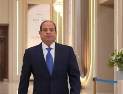 الرئيس السيسي: مصر تقف مع السعودية دفاعيًا وترفض توسيع الصراع في اليمن