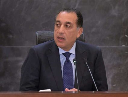 مجلس الوزراء يحسم الجدل بشأن تخفيف الكهرباء 8 ساعات يوميًا.. حقيقة تصريحات مدبولي
