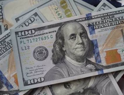 سعر الدولار اليوم السبت 31 أكتوبر 2026 في البنوك.. الأخضر يستقر عند 56.09 جنيه للبيع