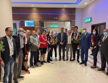 إستقبال حافل من الشباب والرياضة لأبطال التايكوندو بمطار القاهرة