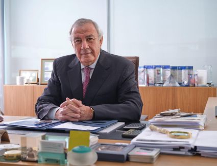 حسين شكري، مؤسس ورئيس مجلس إدارة إتش سى: نقترب من إنهاء صفقتي استحواذ بحوالي 5 مليارات جنيه هذا العام ... وصفقات تصل إلى 4 مليارات العام المقبل