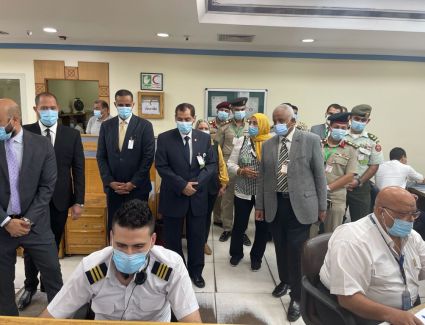 وفد من أكاديمية ناصر العسكرية فى جولة تفقدية بمركز العمليات المتكامل IOCC بمصرللطيران