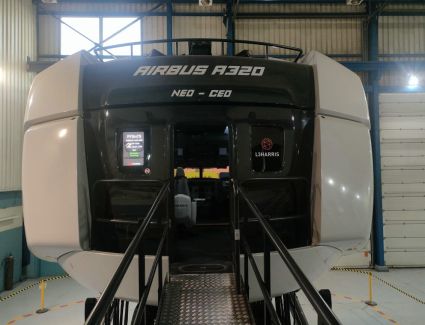 تجديد التعاون بين أكاديمية مصر للطيران للتدريب وسلطة الطيران السوداني