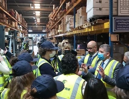 للتعرف على نشاط الشحن الجوى فى مصر ..   طلبة جامعة السوربون بفرنسا في ضيافة مصر للطيران 