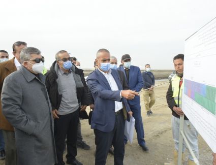 الفريق أسامة ربيع يتفقد شركة قناة السويس للاستزراع المائي لمتابعة مستجدات أعمال التطوير