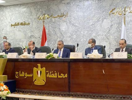 "البورصة" تطلق النسخة الثانية من مؤتمر (البورصة للتنمية) بسوهاج لمساعدة الشركات على النمو