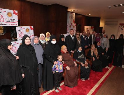 بالصور.. حزب الشعب الجمهوري يحتفل بعيد الأم ويكرم الأمهات المثاليات 