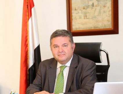 هشام توفيق: استمرار الإنتاج والعمل بالمشروعات مع الالتزام بإجراءات الوقاية من كورونا