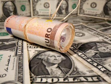 تعرف علي أسعار الدولار مقابل الجنيه المصري بداية تعاملات اليوم