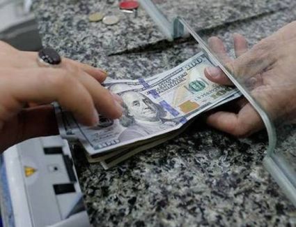 تعرف علي سعر الدولار أمام الجنيه.. اليوم الأحد 17-4-2022