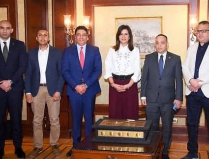 «أكام» للتطوير تقدم مقترحًا لدعم مبادرة تصدير العقار