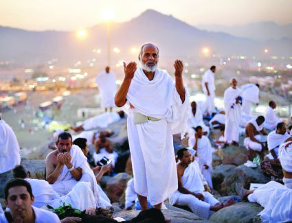 شركات السياحة تطلب من الحكومة زيادة حصتها من التأشيرات لتعويض خسائر عامين