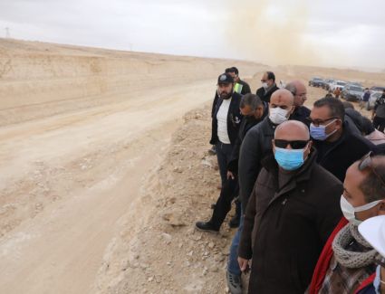 كامل الوزير يتابع تنفيذ مشروع القطار السريع