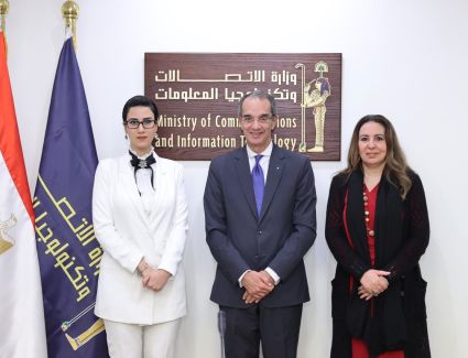  توقيع بــروتــوكــول تــعـــاون بين وزارة الاتصالات ومــؤســســـة حــيــاة كــريــمــة