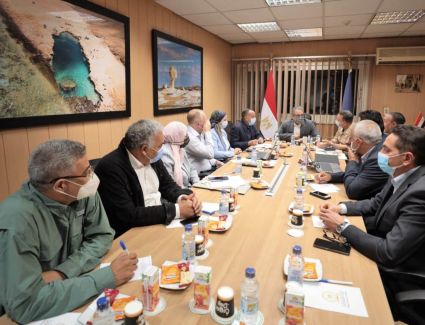 " العناني" يناقش آخر مستجدات المتحف المصرى الكبير