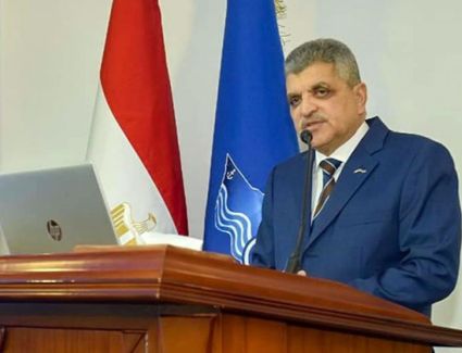 أسامة ربيع: قناة السويس تسجل أعلى إيراد شهري في تاريخها