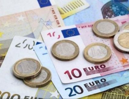 أسعار العملات مقابل الجنيه اليوم الأحد 8-5-2022