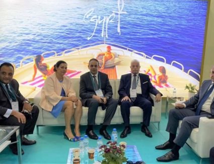 محافظ جنوب سيناء: تسيير رحلة سياحية اسبوعيا من باريس الى شرم الشيخ