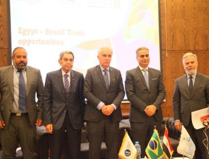 إبراهيم العربي: الغرف التجارية المصرية والبرازيلية تدرسان كافة وسائل تنمية التبادل التجاري