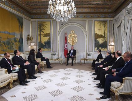 قيس سعيد: الرئيس السيسي أنقذ مصر في مرحلة تاريخية صعبة ثم أطلق نهضة عمرانية وتنموية