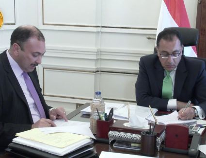 عاجل: الحكومة تستجيب للمواطنين وتستقبل 81 ألف شكوى في أبريل