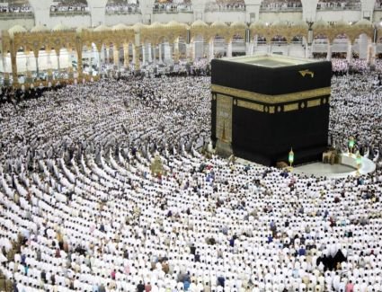 «وزارة السياحة» تتابع التزام الشركات بضوابط الحج وعقوبات للمخالفين تصل لإلغاء الترخيص