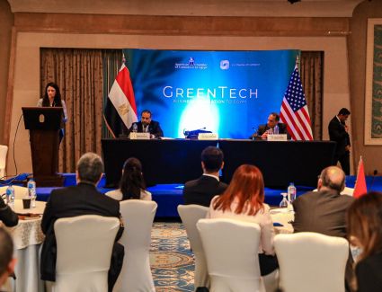 «وزيرة التعاون الدولي» تبحث مع غرفة التجارة الامريكية استعدادات مؤتمر المناخ