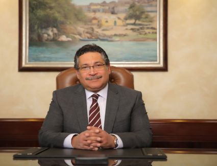 بنك التعمير والإسكان يحصد جائزتي "البنك الأكفأ في تقديم خدمة الموبايل والإنترنت البنكي"