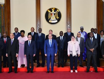 الرئيس السيسي يستقبل رؤساء وممثلي مجالس الدولة والمحاكم الإدارية العليا الأفارقة