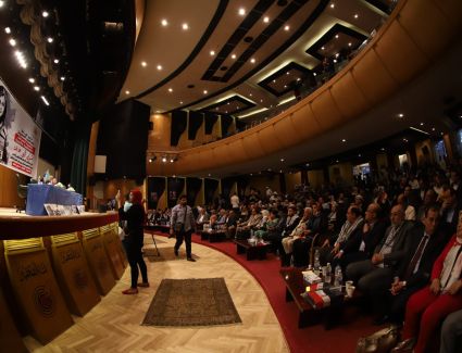 مئات الصحفيين يشاركون في حفل تأبين وعزاء الشهيدة شيرين أبوعاقلة