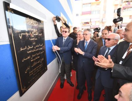 وزير البترول ومستشار الرئيس يفتتحان محطة وقود جديدة بشارع التسعين بالتجمع الخامس