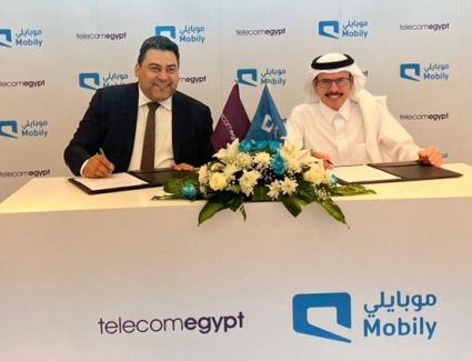 المصرية للاتصالات وموبايلي توقعان مذكرة تفاهم لربط مصر والسعودية عبر كابل بحري جديد