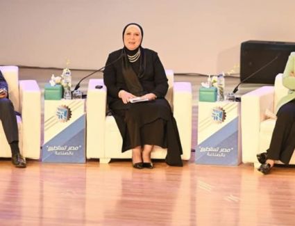 نيفين جامع: 982 مليار جنيه قيمة الناتج الصناعي خلال 2021