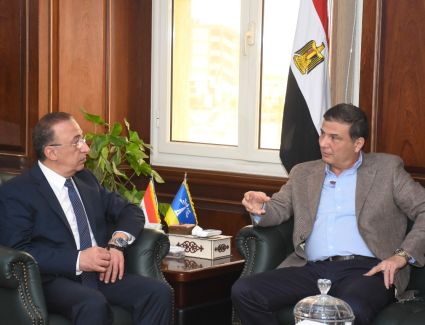 رئيس البنك الزراعي المصري يبحث تعزيز فرص الإستثمار مع محافظ الإسكندرية ويفتتحان أحدث الفروع الرئيسية بالمحافظة