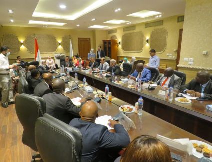 وزير المالية يستعرض نتائج الاجتماع المشترك مع الجمارك النيجيرية