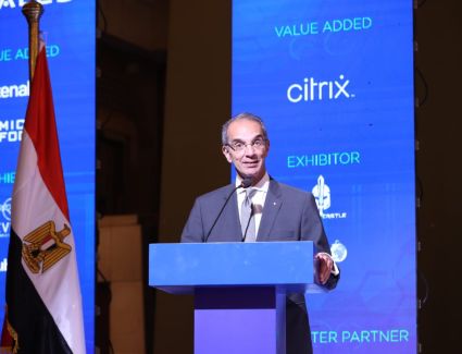 بمشاركة 300 شركة.. وزير الاتصالات يفتتح معرض 4 Tech Invest