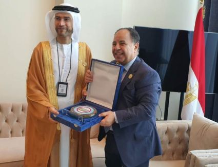 وزير المالية يلتقي نظيره الإماراتي ويؤكد علي تعزيز التعاون بين البلدين فى كل المجالات