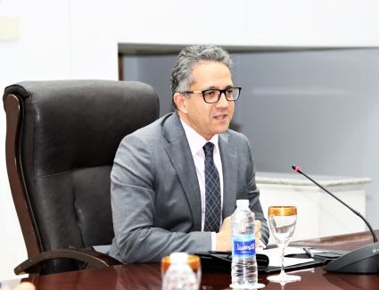 الجريدة الرسمية تنشر قرار وزير السياحة بشأن تشكيل لجنة لتسيير أعمال غرفة المنشآت الفندقية