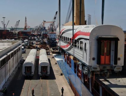 قرار جمهوري بتعديل اتفاق منحة هيئة سكك حديد مصر لتجديد القاطرات