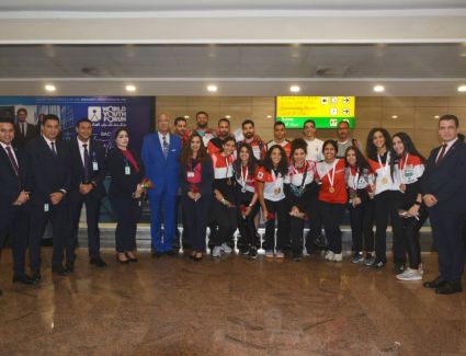 مصر للطيران تستقبل المنتخب الوطني لسلاح الشيش الفائز ببطولة افريقيا 