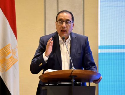 بعد قرار لجنة التسعير التلقائى للمواد البترولية:  رئيس الوزراء يكلف منظومة الشكاوى الحكومية بسرعة التعامل مع أى شكوى ترد للمنظومة من المبالغة فى زيادة تعريفة الركوب 