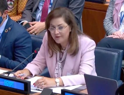 وزيرة التخطيط  تستعرض مبادرة "حياة كريمة" ودورها في تحقيق أهداف التنمية المستدامة خلال جلسة رسائل من الأقاليم الجغرافية