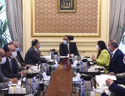 رئيس الوزراء يتابع الموقف التنفيذي لعدد من مشروعات "صندوق التنمية الحضرية"