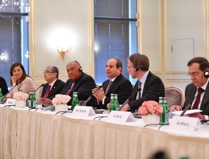 تعرف علي تفاصيل مشاركة الرئيس السيسي في مائدة مستديرة مع كبرى الشركات الألمانية