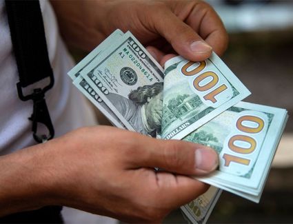 تعرف علي سعر الدولار مقابل الجنيه اليوم الإثنين 25-7-2022