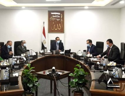 رئيس الوزراء يتابعة خطط الربط الكهربائي مع الدول المجاورة وجهود إقامة مشروعات الهيدروجين الأخضر