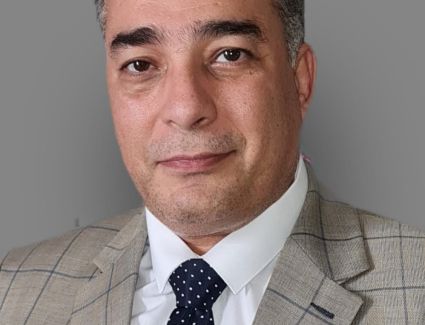 الخبير القانوني هيثم السايس لبرنامج اللى بنى مصر: شركات العقارات من حقها حفظ مستحقاتها المالية لدى العملاء والعقد المتوازن حماية للطرفين