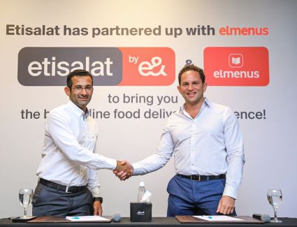 لإتاحة عروض مميزة لعملائها.. اتصالات مصر تتعاون مع تطبيق «المنيوز»