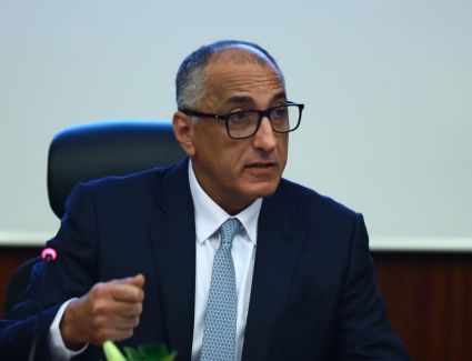 عاجل: الرئيس السيسي يقبل اعتذار طارق عامر عن الاستمرار في منصبه