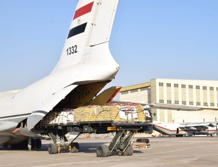 عاجل: تنفيذاً لتوجيهات الرئيس..  مصر ترسل مساعدات إغاثية عبر جسر جوى لجمهورية السودان